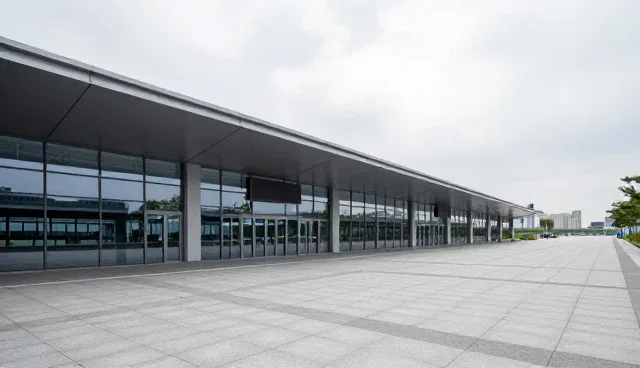 集团网站建设:如何借助市场行情分析提升企业名录价值